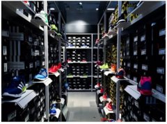 adidas深圳門店進(jìn)行環(huán)境檢測(cè)